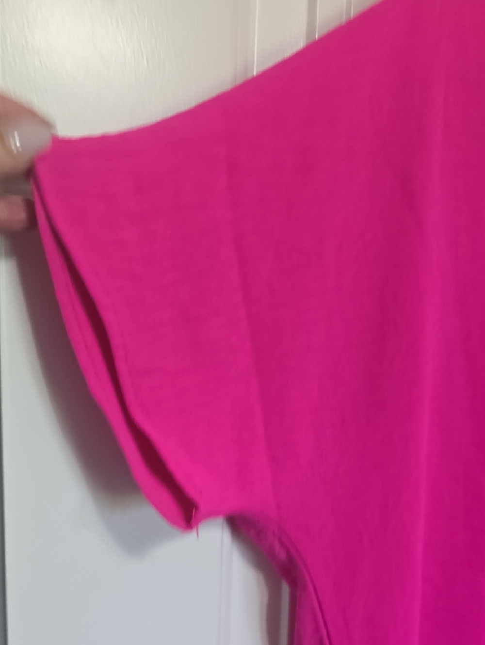 entro Bright Fuchsia V-Neck Short Sleeve Blouse - Picture 5 of 5